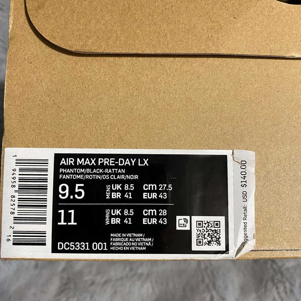 Nike Air Max Pre-Day; phantom black